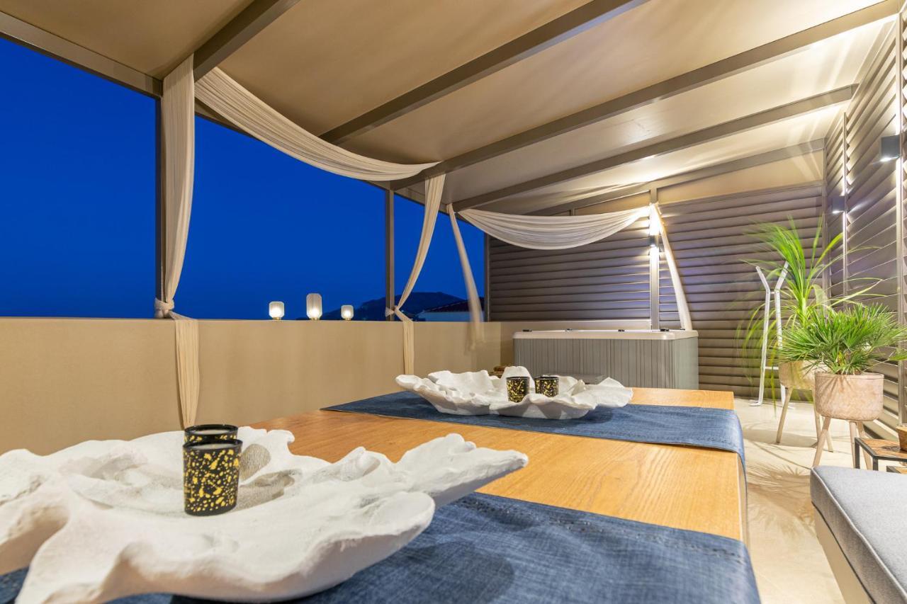 Vedi Town Luxury Apartment Zakynthos stad Exteriör bild