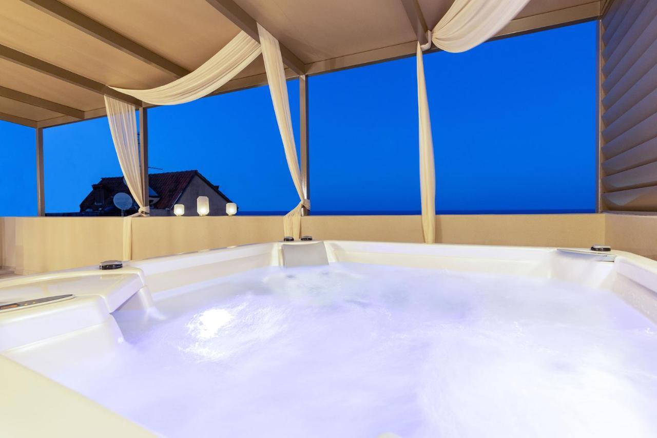 Vedi Town Luxury Apartment Zakynthos stad Exteriör bild